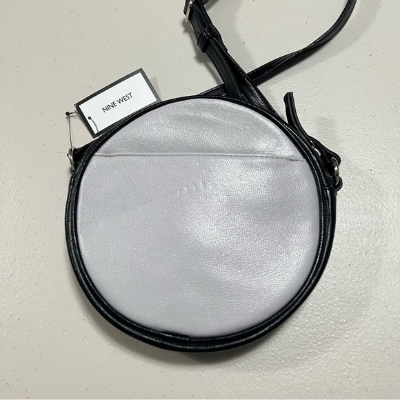 🆕 Nine West Eye To Eye Girl with Bangs Character Crossbody/ Shoulder Bag Stud - Picture 12 of 16